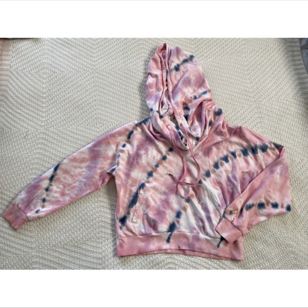 NWT Young Fabulous & Broke tie-dye sweatshirt women’s sz M